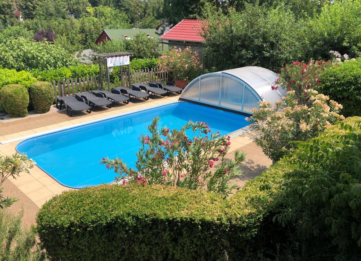 Haus Marika Hotel Siofok Luaran gambar