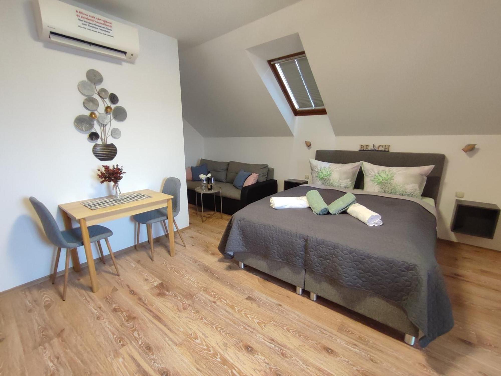 Haus Marika Hotel Siofok Luaran gambar